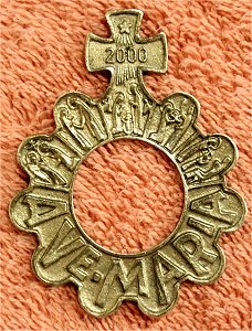 Finger rosary front